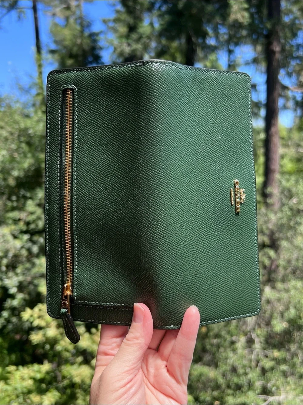 COACH Slim Bifold Hunter GREEN Crossgrain Leather Wallet Gold Hardware AUTHENTIC
